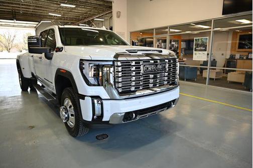 2026 GMC Sierra 3500 Denali