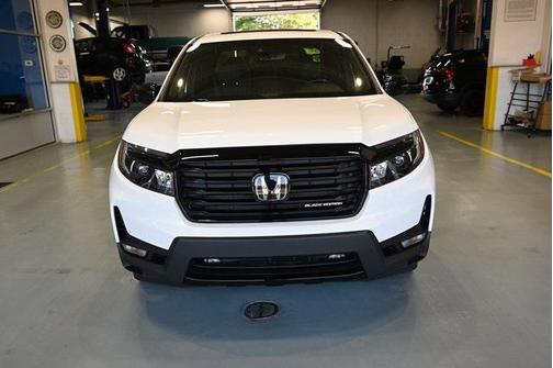 2023 Honda Ridgeline Black