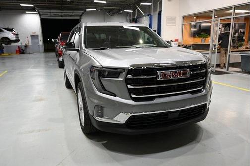 2026 GMC Acadia Elevation AWD