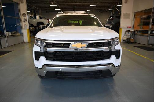 Summit White 2024 Chevrolet Silverado 1500 LT