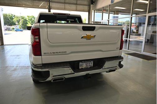 Summit White 2024 Chevrolet Silverado 1500 LT