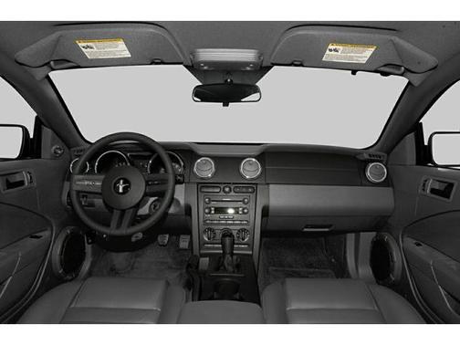 2005 Ford Mustang GT Premium