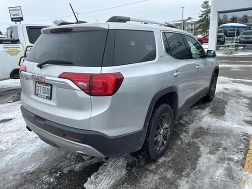 2019 GMC Acadia SLT-1