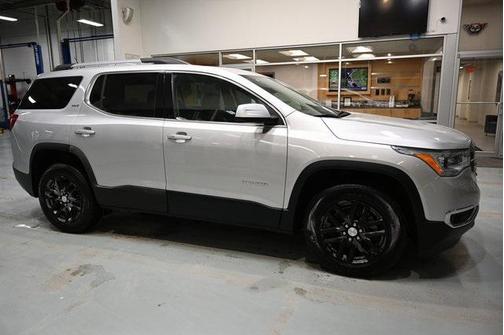 2019 GMC Acadia SLT-1