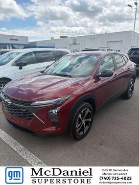 Crimson Metallic 2024 Chevrolet Trax FWD 1RS