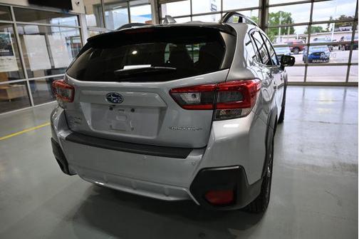 Ice Silver Metallic 2021 Subaru Crosstrek Limited