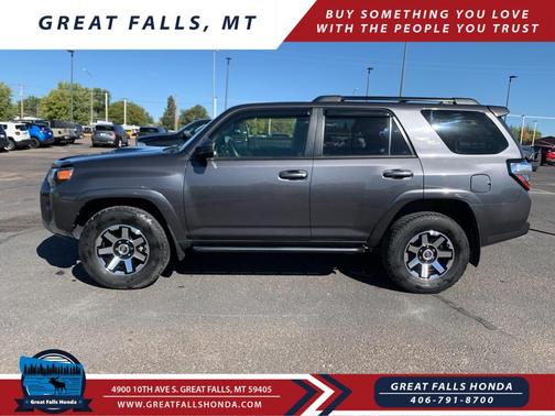 2022 Toyota 4Runner TRD Off Road