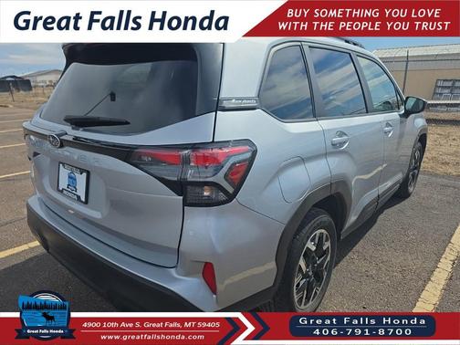 2025 Subaru Forester Premium