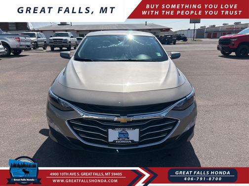 2022 Chevrolet Malibu FWD LT