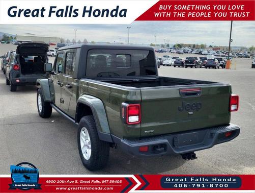 Sarge Green Clearcoat 2022 Jeep Gladiator Sport S