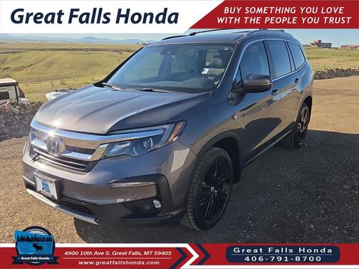 Gray 2022 Honda Pilot AWD Black Edition