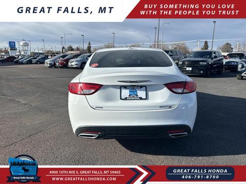 2015 Chrysler 200 S