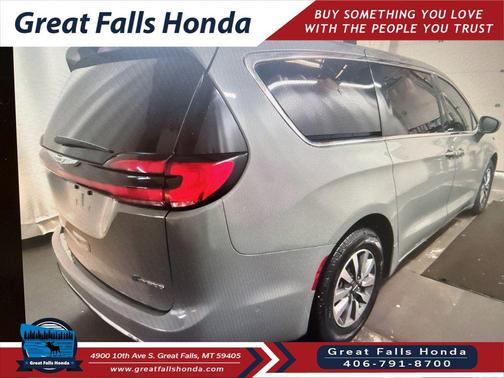 Ceramic Gray Clearcoat 2022 Chrysler Pacifica Hybrid Touring L