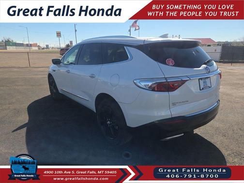 White Frost Tricoat 2024 Buick Enclave Essence AWD