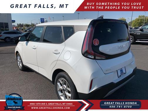 2023 Kia Soul LX