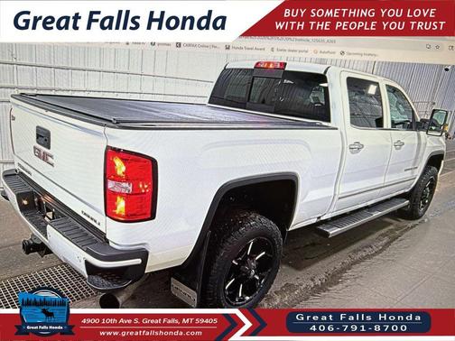 White 2016 GMC Sierra 2500 Denali