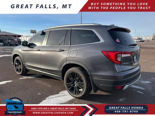 2022 Honda Pilot AWD Black Edition