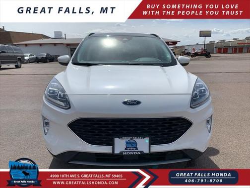 2022 Ford Escape Titanium