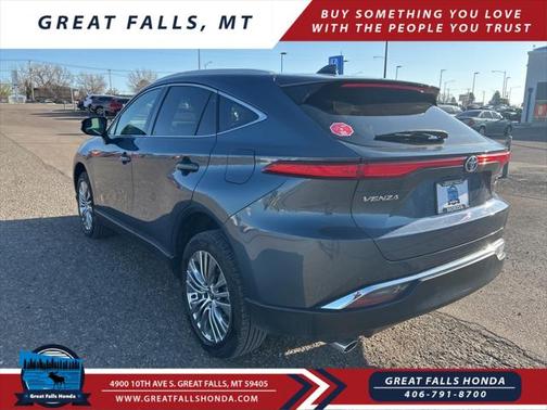 2022 Toyota Venza XLE