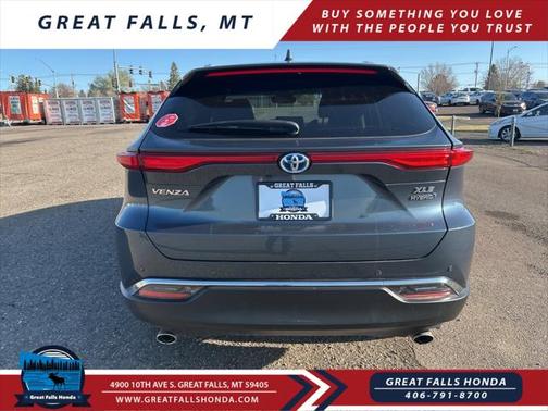 2022 Toyota Venza XLE