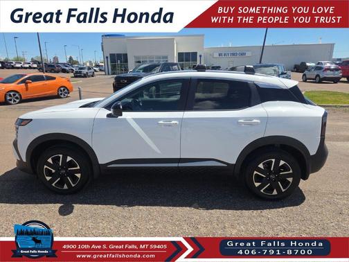 Fresh Powder 2026 Nissan Kicks SV