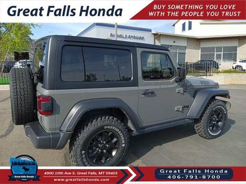 Sting-Gray Clearcoat 2023 Jeep Wrangler Willys