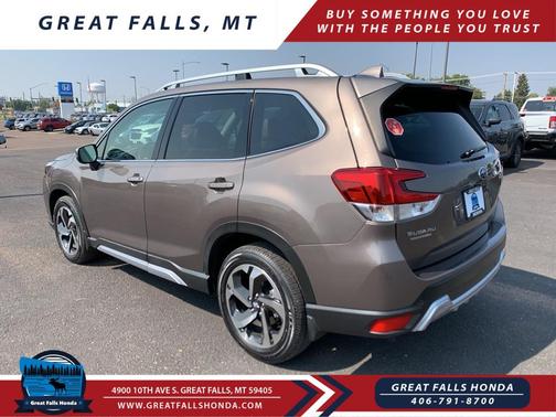 2023 Subaru Forester Touring