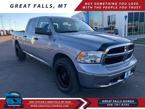 2022 RAM 1500 Classic SLT