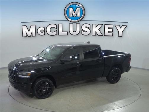 Diamond Black Crystal Pearlcoat 2024 RAM 1500 Laramie