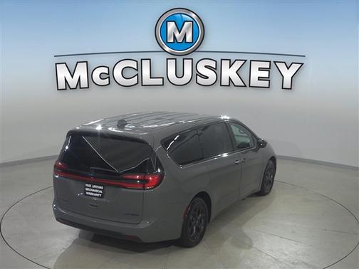 2022 Chrysler Pacifica Hybrid Touring L