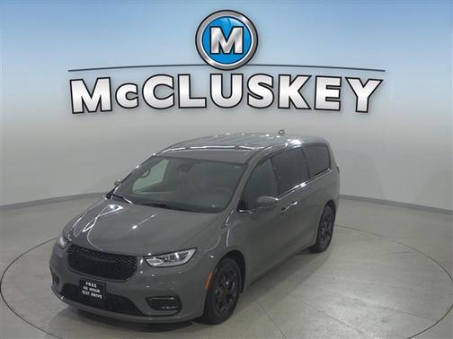 2022 Chrysler Pacifica Hybrid Touring L