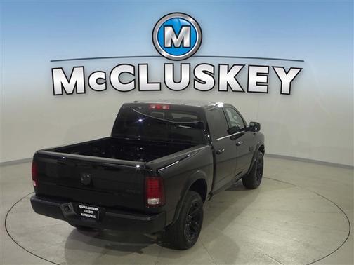 2024 RAM 1500 Classic Warlock Crew Cab 4x4 5'7' Box