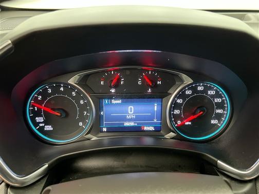 Sterling Gray Metallic 2024 Chevrolet Equinox 1LT