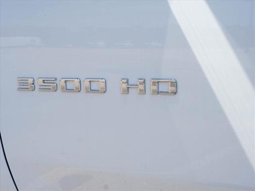 2025 Chevrolet Silverado 3500 WT