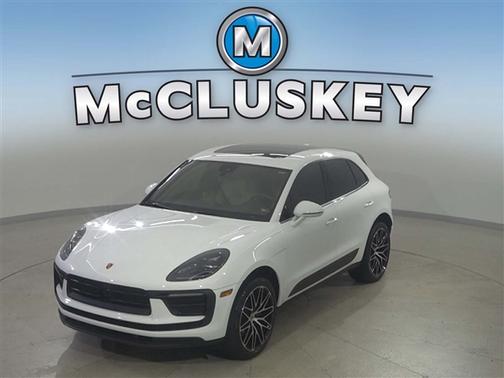 2023 Porsche Macan T