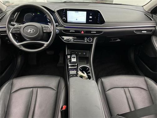 2022 Hyundai SONATA Limited