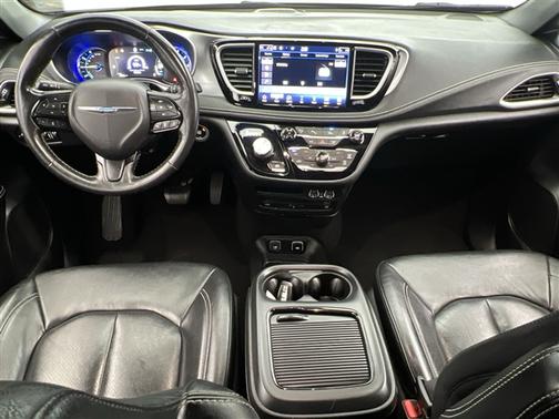 2021 Chrysler Pacifica Hybrid Touring L