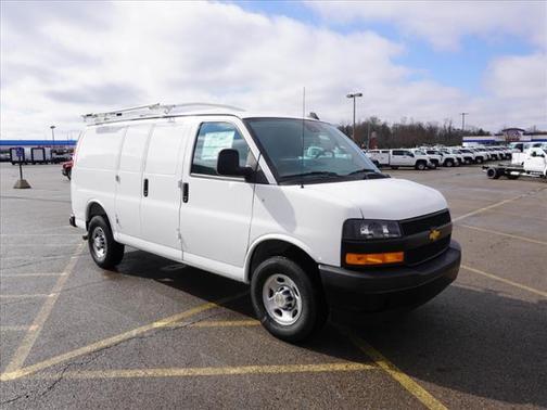 2025 Chevrolet Express 2500 RWD 2500 Regular Wheelbase WT