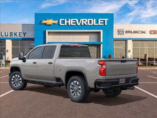White Sands 2026 Chevrolet Silverado 2500 Custom