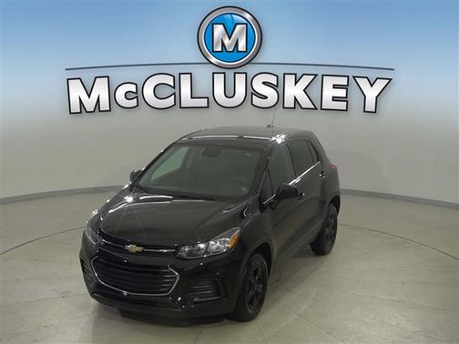 Mosaic Black Metallic 2022 Chevrolet Trax LS