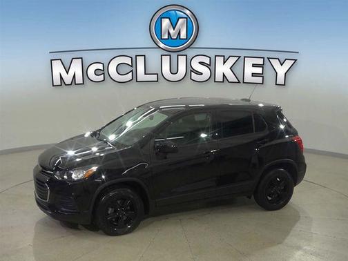 Mosaic Black Metallic 2022 Chevrolet Trax LS