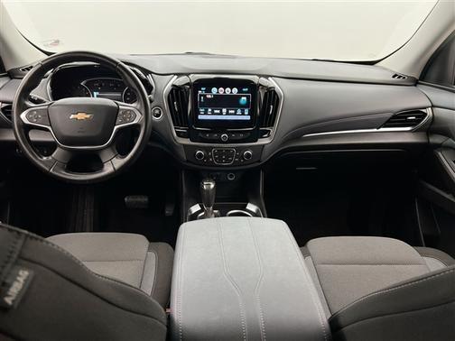 Graphite Metallic 2019 Chevrolet Traverse LT Cloth