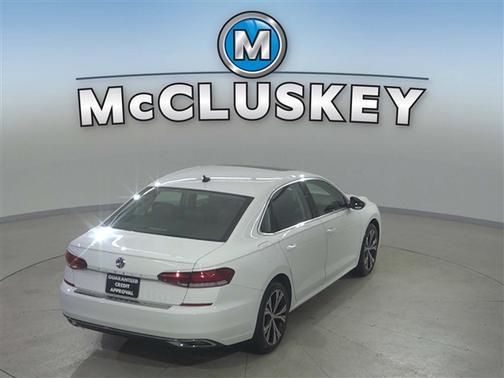 2022 Volkswagen Passat 2.0T SE