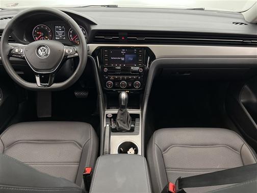 2022 Volkswagen Passat 2.0T SE