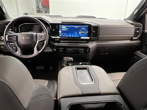 Black 2022 Chevrolet Silverado 1500 ZR2
