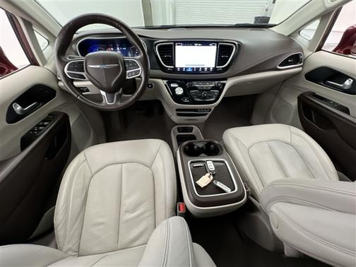 2021 Chrysler Pacifica Hybrid Touring L