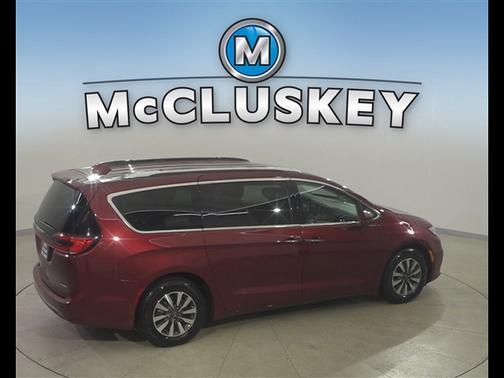 2021 Chrysler Pacifica Hybrid Touring L