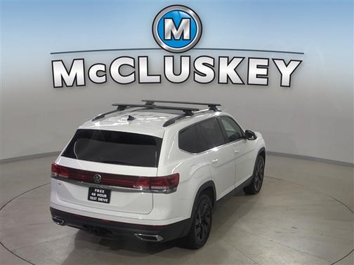 White 2024 Volkswagen Atlas 2.0T SE w/Technology