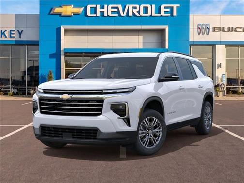 Summit White 2026 Chevrolet Traverse LT