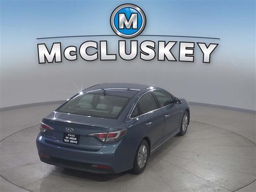 2016 Hyundai SONATA Hybrid SE
